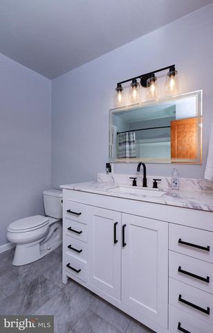 6331 OLD CARLISLE RD, Dover, PA 17315