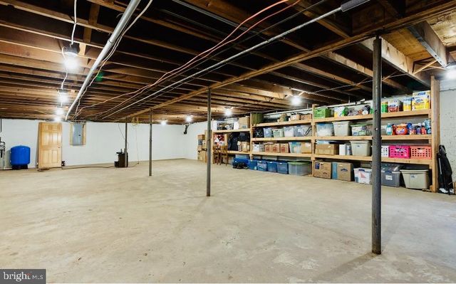 6331 OLD CARLISLE RD, Dover, PA 17315