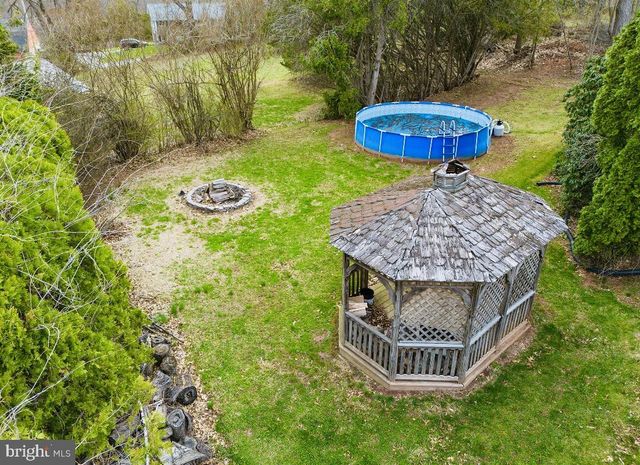 6331 OLD CARLISLE RD, Dover, PA 17315