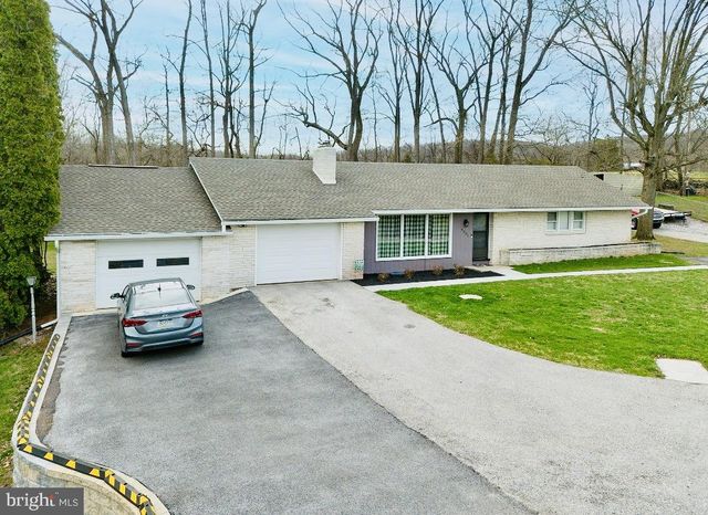 6331 OLD CARLISLE RD, Dover, PA 17315