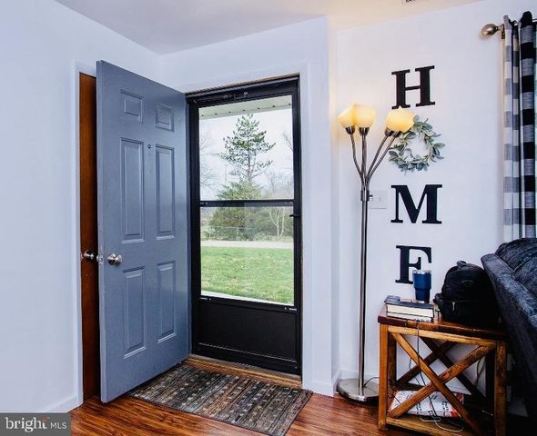 6331 OLD CARLISLE RD, Dover, PA 17315