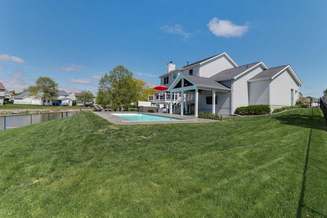3 Cashel Drive, Bloomington, IL 61704