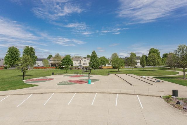 3 Cashel Drive, Bloomington, IL 61704