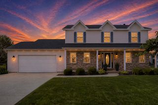 3 Cashel Drive, Bloomington, IL 61704