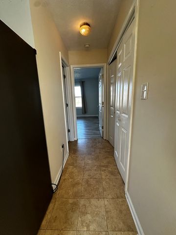 308 Man O War Dr., Oak Grove, KY 42262