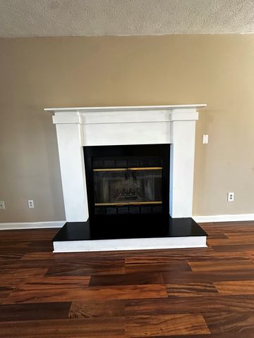 308 Man O War Dr., Oak Grove, KY 42262