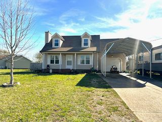 308 Man O War Dr., Oak Grove, KY 42262