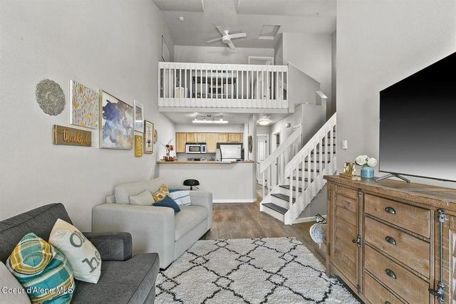 842 N Chase Rd, 203, Post Falls, ID 83854