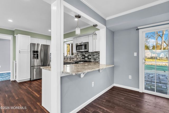 621 Buenaventura Court, Toms River, NJ 08753