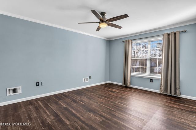 621 Buenaventura Court, Toms River, NJ 08753