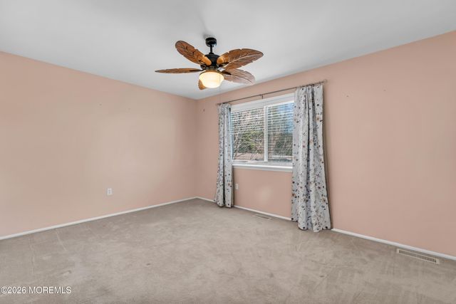 621 Buenaventura Court, Toms River, NJ 08753