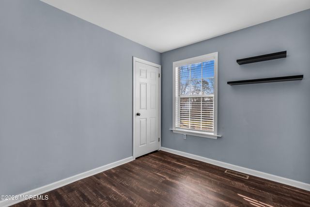 621 Buenaventura Court, Toms River, NJ 08753