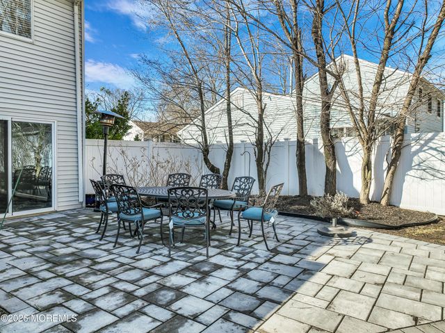 621 Buenaventura Court, Toms River, NJ 08753