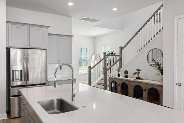 128 Oyster Tide Avenue, Summerville, SC 29485