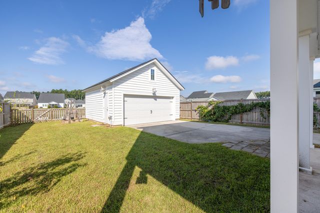 128 Oyster Tide Avenue, Summerville, SC 29485