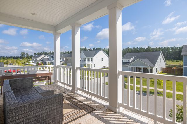 128 Oyster Tide Avenue, Summerville, SC 29485