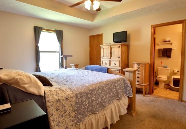 5253 S Morning Glory Lane, Battlefield, MO 65619