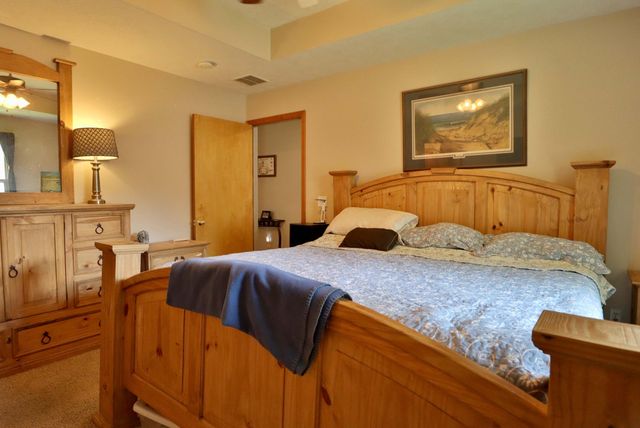5253 S Morning Glory Lane, Battlefield, MO 65619