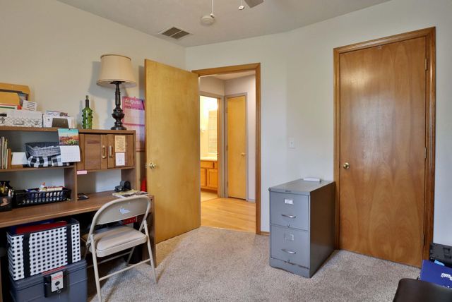 5253 S Morning Glory Lane, Battlefield, MO 65619