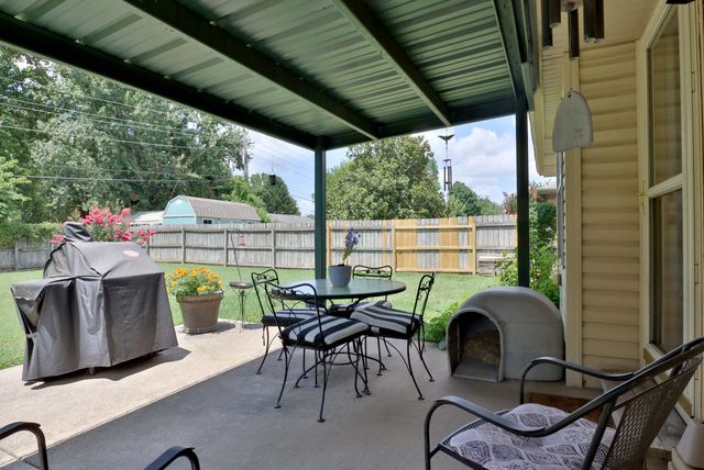 5253 S Morning Glory Lane, Battlefield, MO 65619