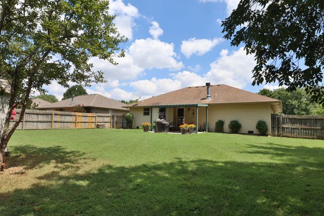 5253 S Morning Glory Lane, Battlefield, MO 65619