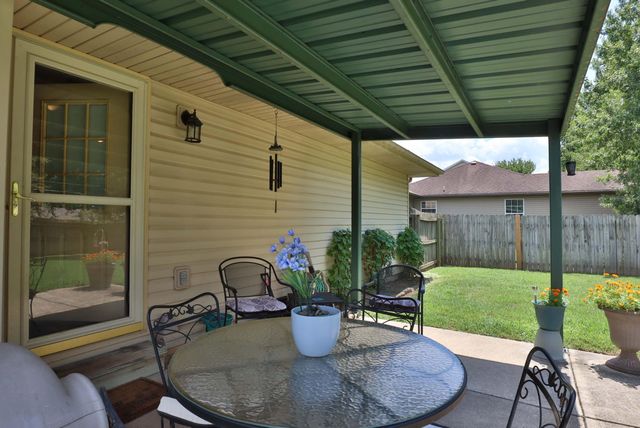 5253 S Morning Glory Lane, Battlefield, MO 65619