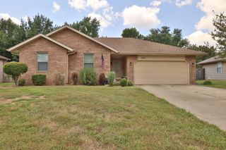 5253 S Morning Glory Lane, Battlefield, MO 65619