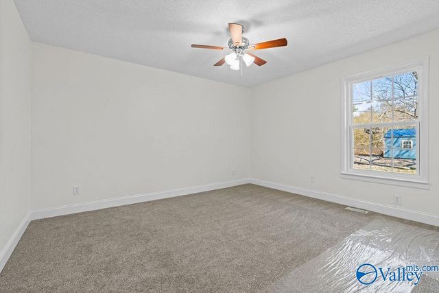 306 Olinger Road, Scottsboro, AL 35769