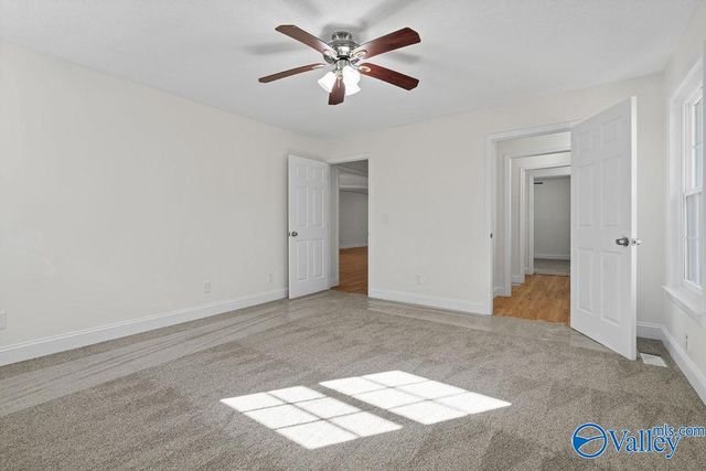 306 Olinger Road, Scottsboro, AL 35769