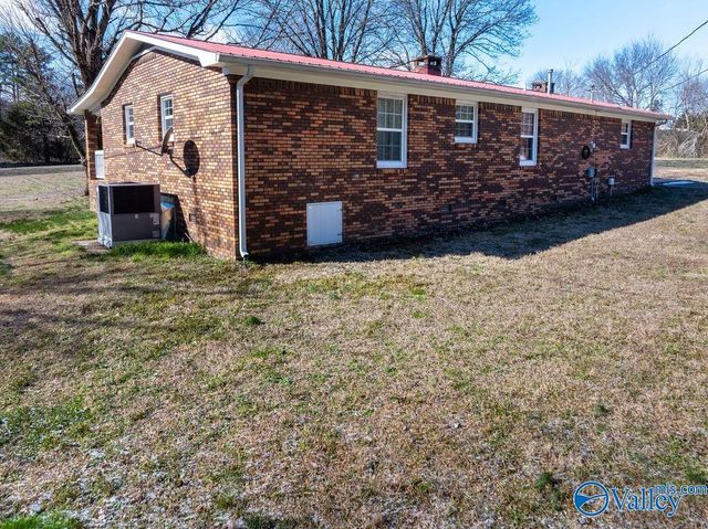 306 Olinger Road, Scottsboro, AL 35769