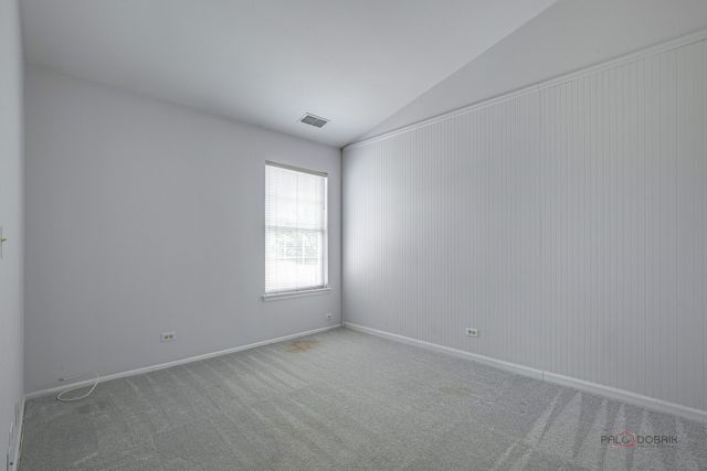 1262 N Wellington Court, Buffalo Grove, IL 60089
