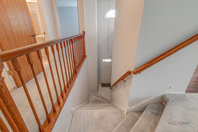 1262 N Wellington Court, Buffalo Grove, IL 60089