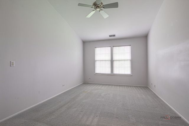 1262 N Wellington Court, Buffalo Grove, IL 60089