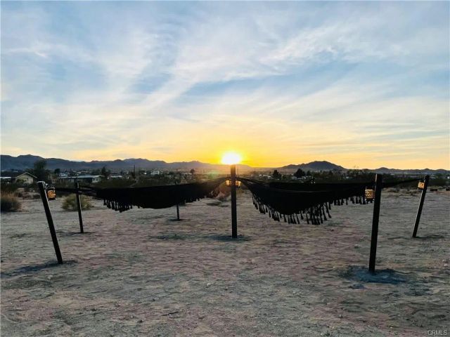 2884 Fortuna, Landers, CA 92285