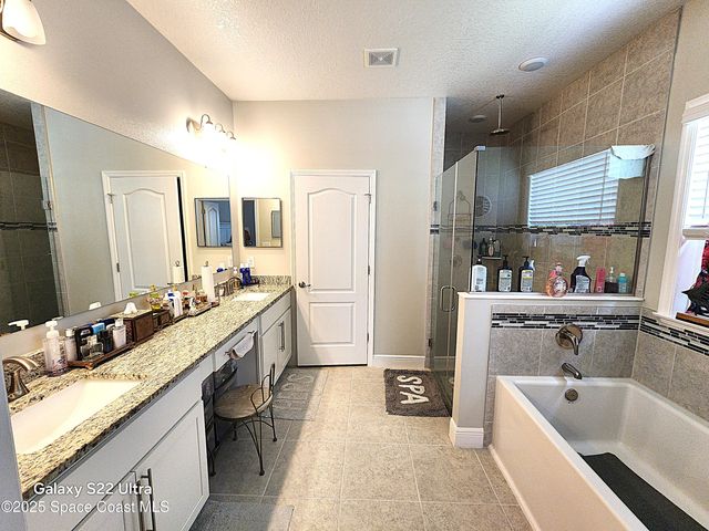 731 Corbin Circle SW, Palm Bay, FL 32909