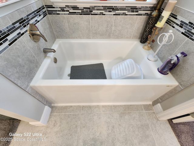 731 Corbin Circle SW, Palm Bay, FL 32909