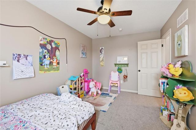 11919 N Belmont Avenue, Kansas City, MO 64156