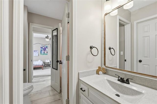 11919 N Belmont Avenue, Kansas City, MO 64156