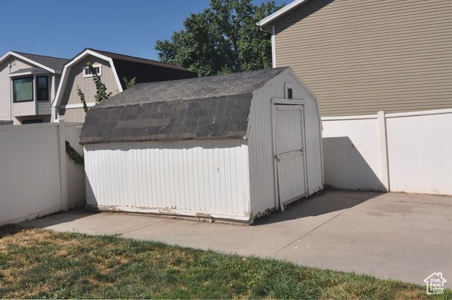 1469 W 2500 S, Woods Cross, UT 84087