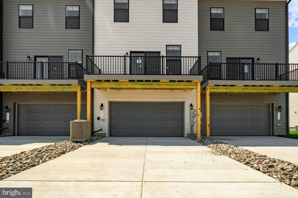 756 UNION ST, Frederick, MD 21701