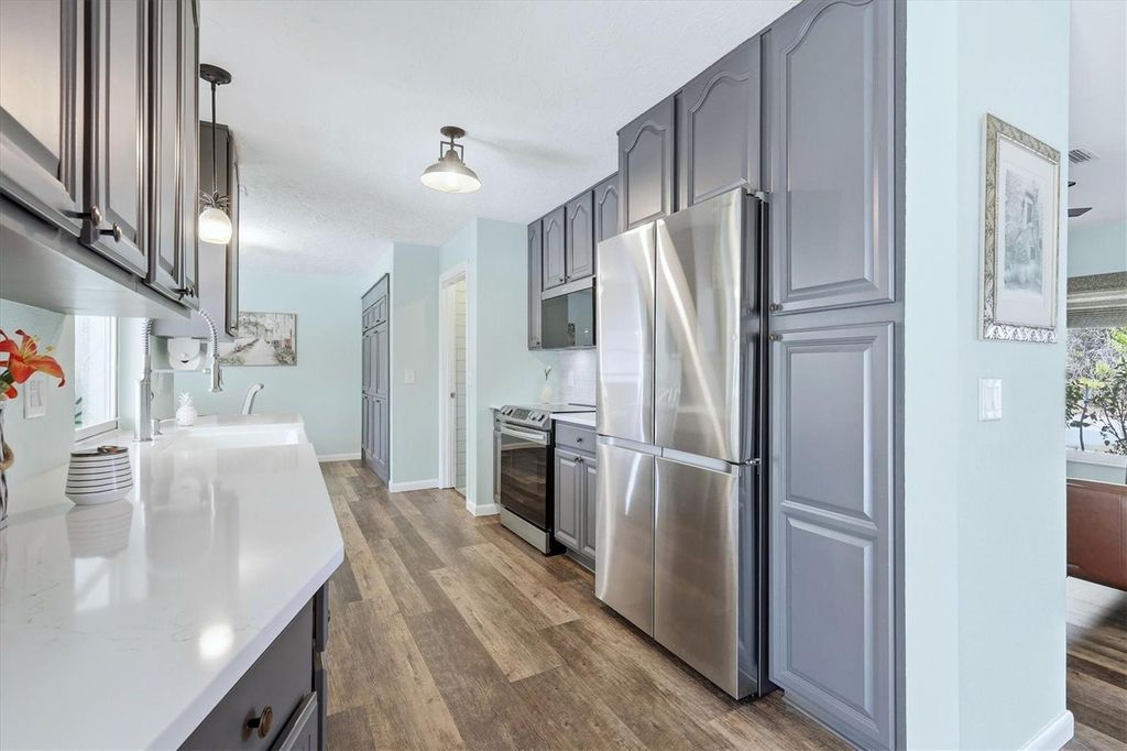 Image 14 of property listing at 22365 ALBANY AVENUE, Port Charlotte, FL 33952