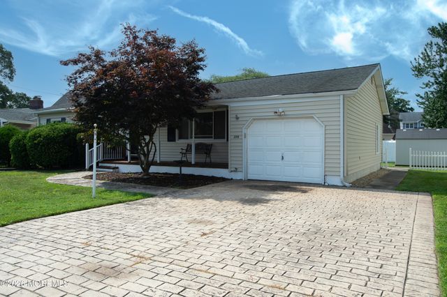2219 Christine Court, Point Pleasant, NJ 08742