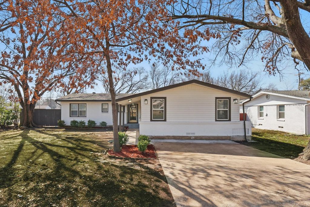 11382 Rupley Lane, Dallas, TX 75218