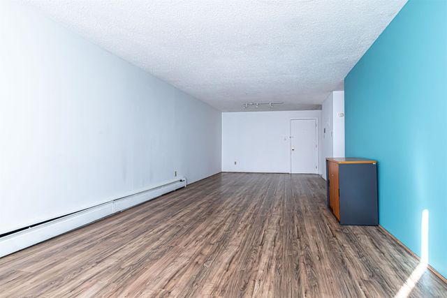 4 Pembroke Dr Unit 22, Derry, NH 03038