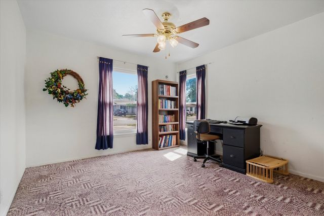 3513 Meadow Oaks Drive, Haltom City, TX 76117