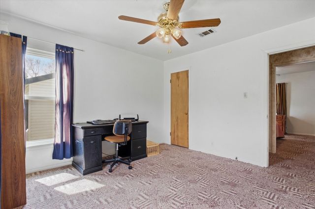 3513 Meadow Oaks Drive, Haltom City, TX 76117