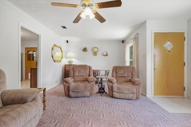 3513 Meadow Oaks Drive, Haltom City, TX 76117