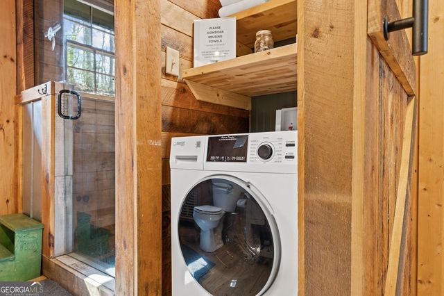 222 Icy Lane, Blue Ridge, GA 30513