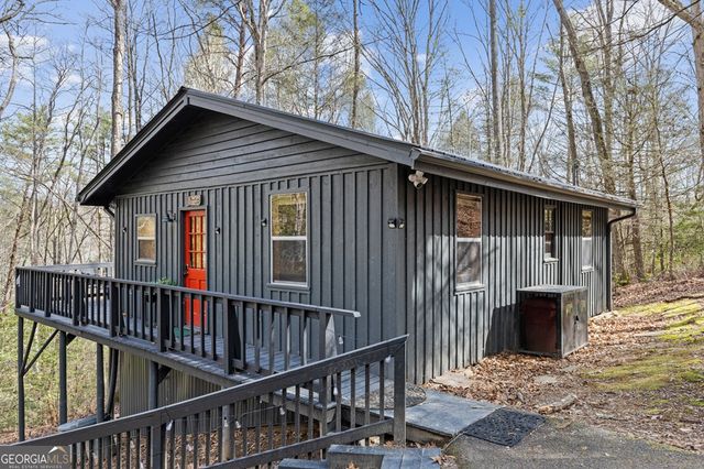 222 Icy Lane, Blue Ridge, GA 30513