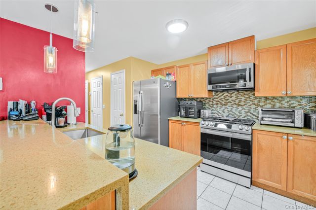 309 Mundy Lane, Mount Vernon, NY 10550